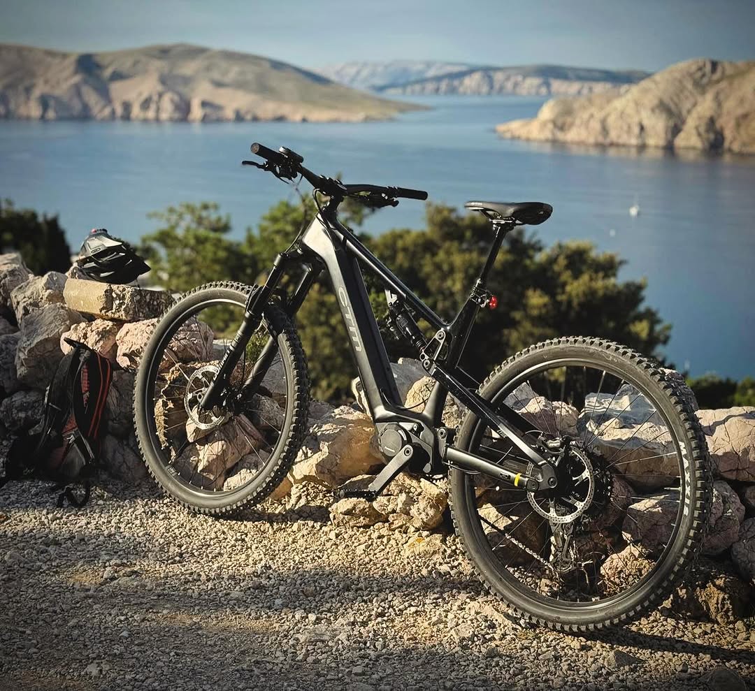 Ďakujeme za fotky nášmu VIP klientovi.  Fantastický CTM Zink Pro. Top novinka od Slovenskej značky CTM ! #ctm #ctmzynk #ebike...