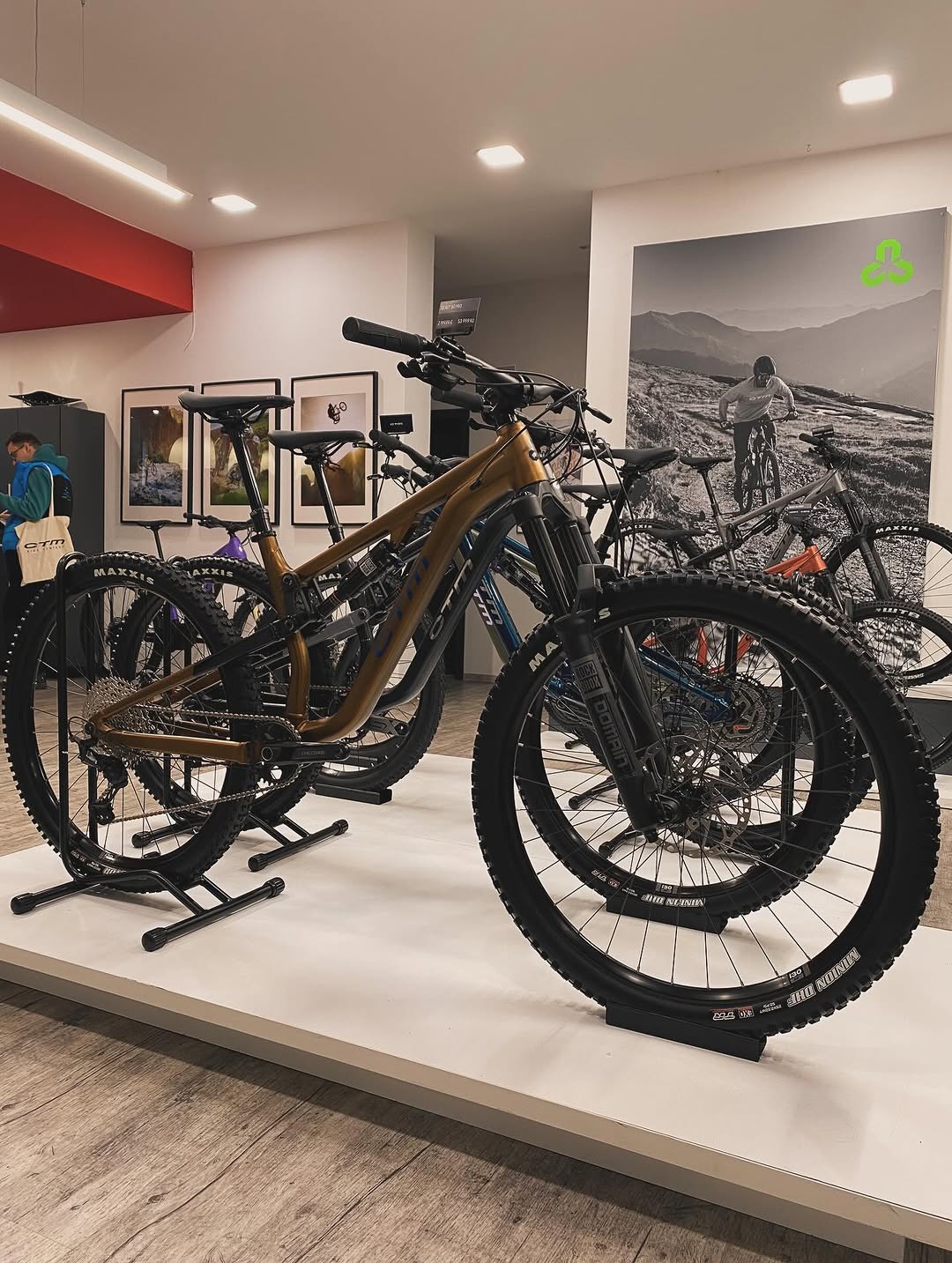 Včera sme sa zúčastnili prezentácie produktov @ctmbikes pre rok 2026. Odchádzame plní informácií a prekvapení jazdnými vlastn...